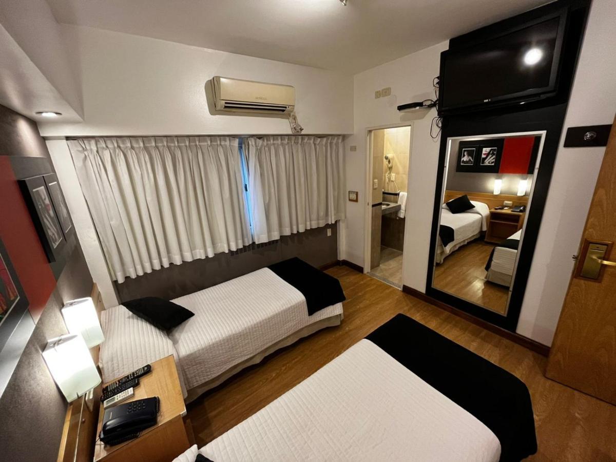 Sarmiento Palace 3*
