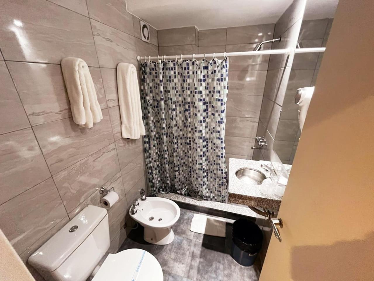 Sarmiento Palace 3*